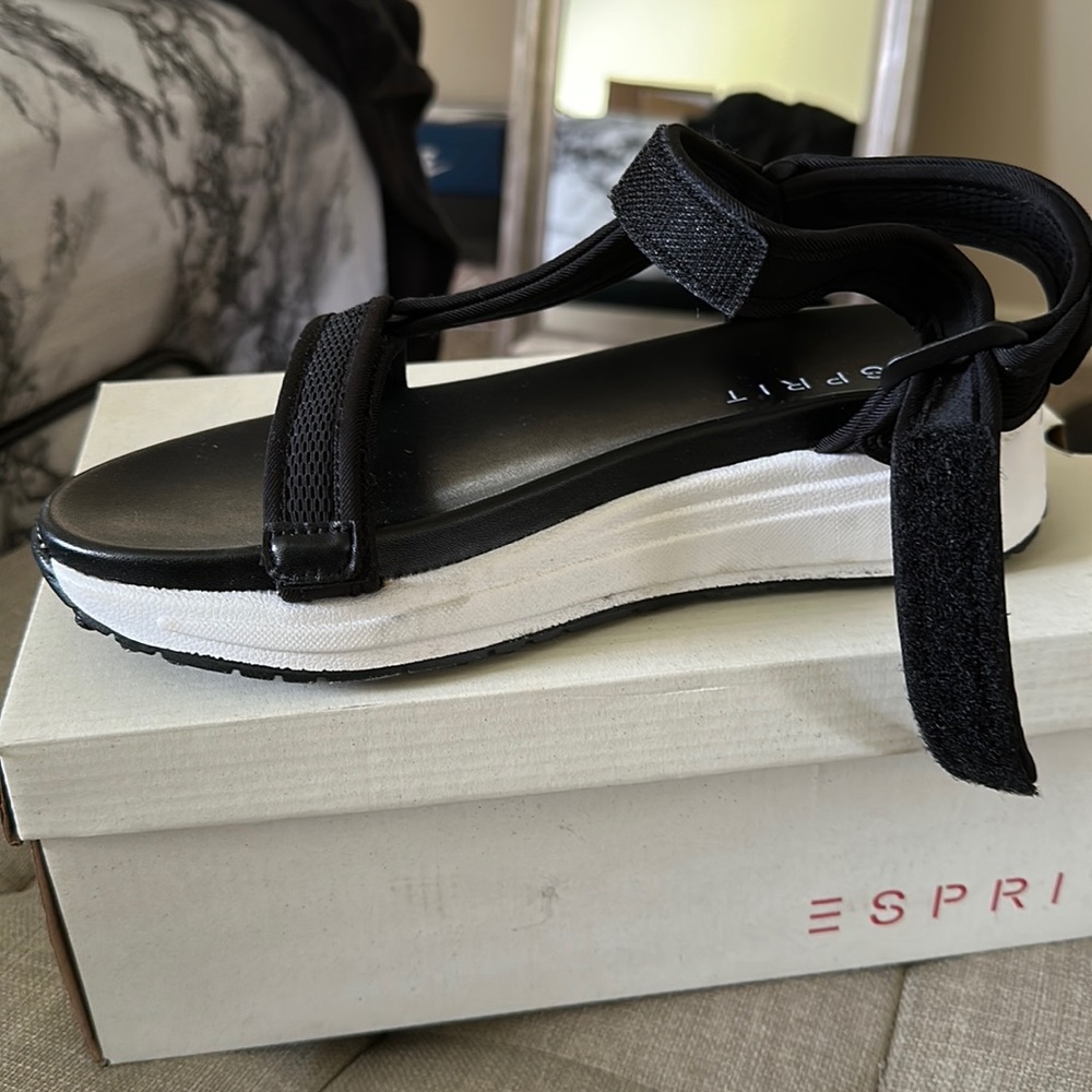 ESPIRIT Black Sable Sandals